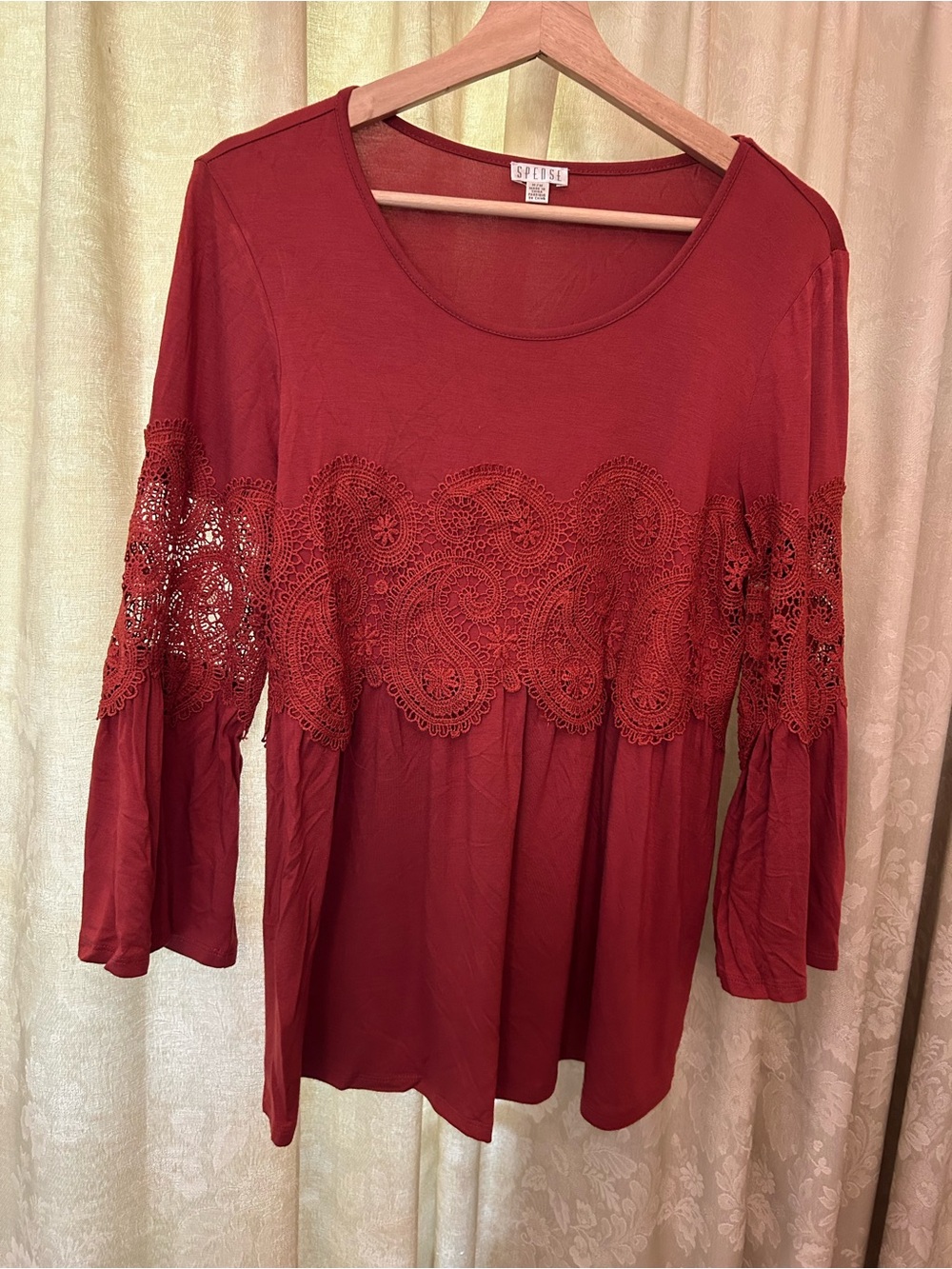 Spense Women's Wine Red Lace-Panel Scoop Neck Long Sleeve Top
